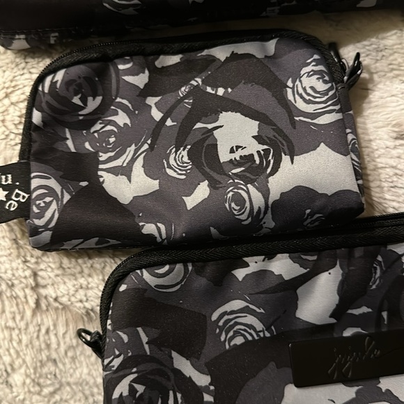 Ju-Ju-Be Onyx Collection Be Set in Black Petals NWOT - Picture 4 of 9